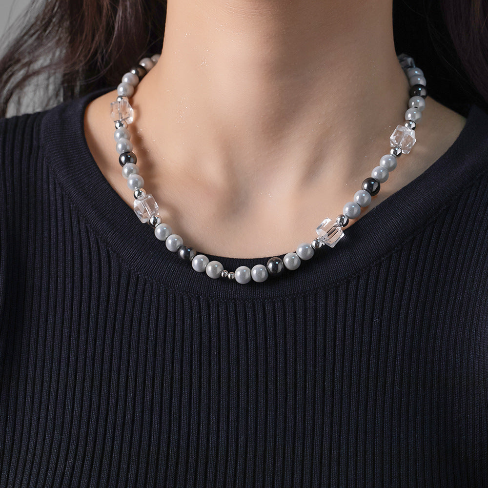 Hillenic Wind Crystal Pearl Necklace, on the woman model