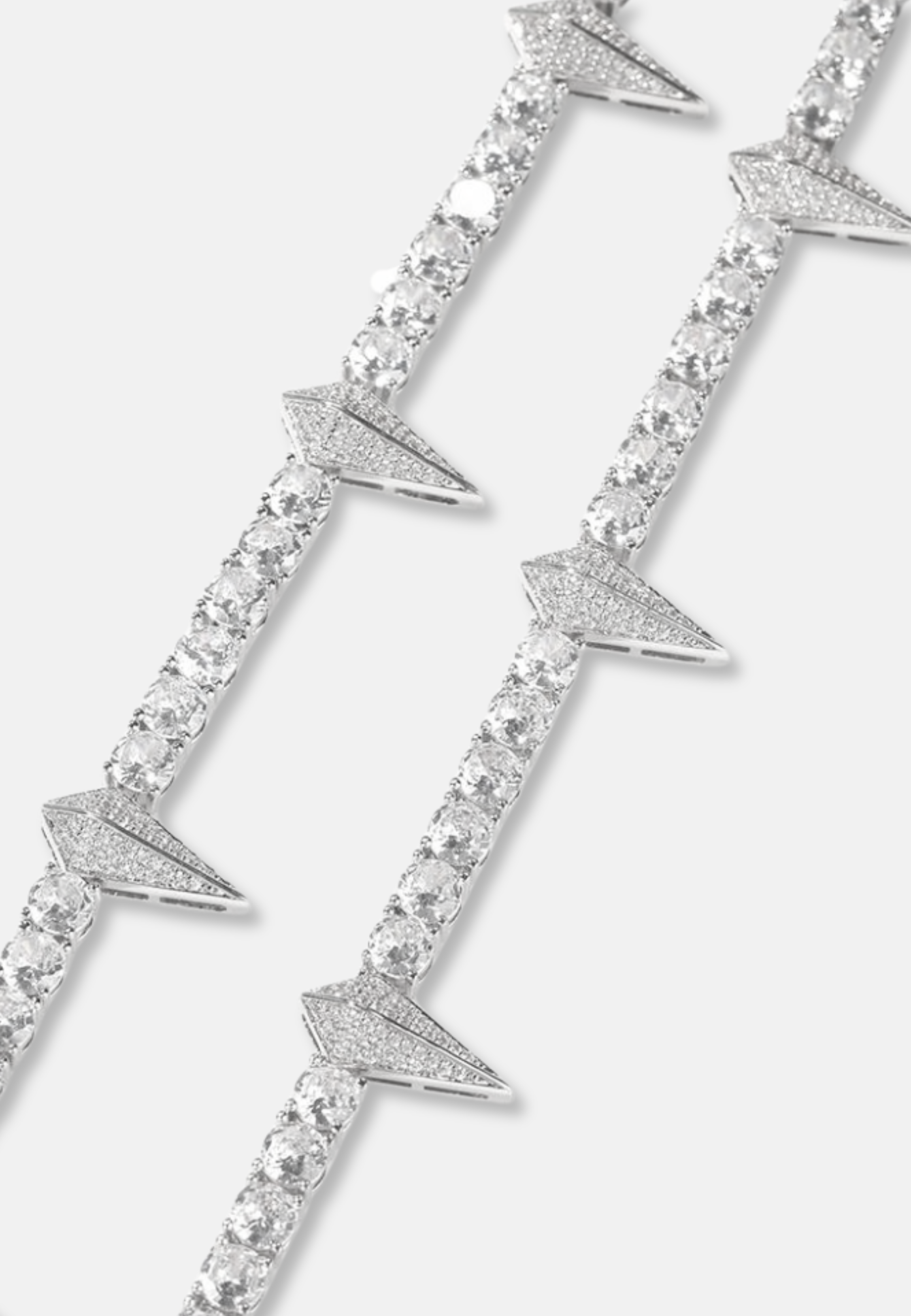 Hillenic  Wakanda Tennis Bracelet CLOSE UP